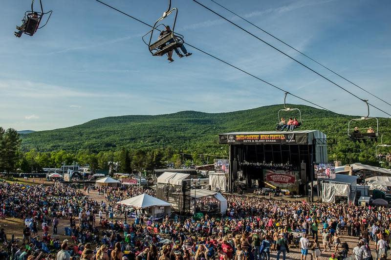 TASTE OF COUNTRY FESTIVAL at Hunter Mountain Catskill Getaway